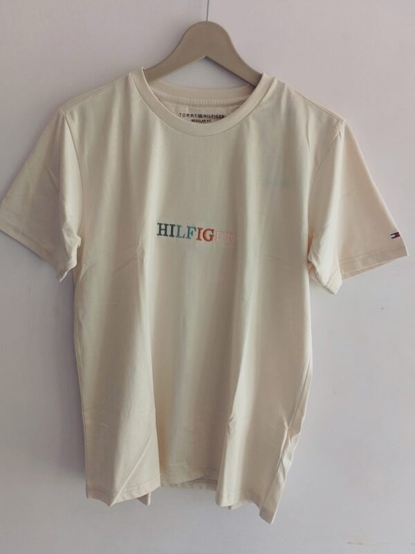 Tommy Hilfiger Desert Sky Cotton Regular Fit Logo Printed T-Shirt – Classic Cool in a Bold Hue