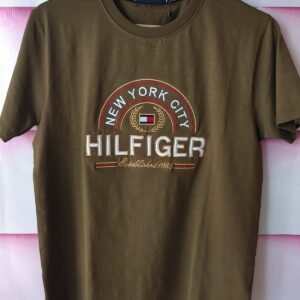 Tommy Hilfiger Men’s Regular Fit Logo T-Shirt – Timeless Style, Everyday Comfort