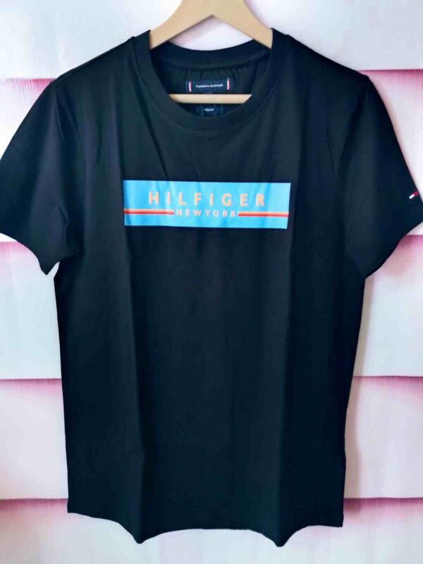 Tommy Hilfiger Men Typography Printed T-Shirt – Bold Style, Iconic Branding